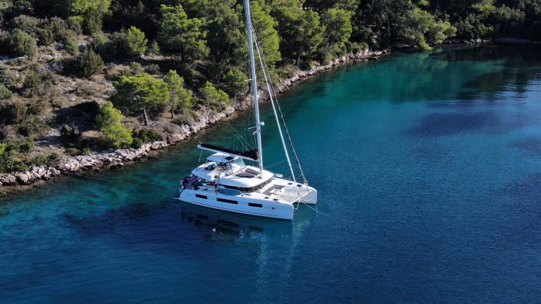 Book your dream sailing in Croatia on the Luxury catamaran Twin Joy+ - Lagoon 51.