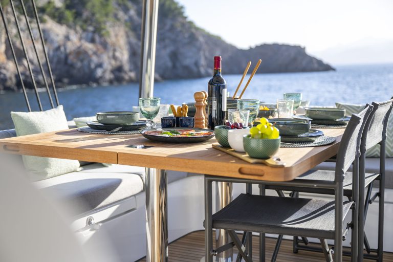 Boat rental in Croatia with crew – the easy way to sail